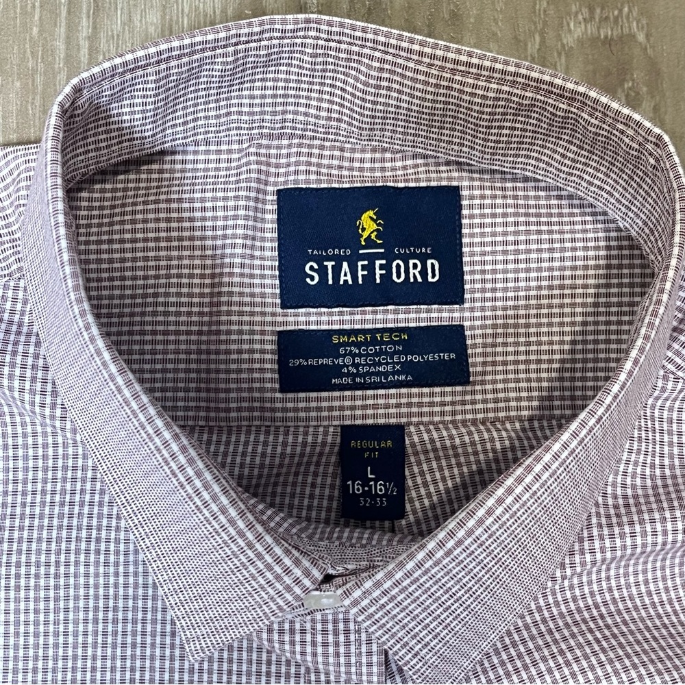 Stafford Men’s Button-Down Shirt - Size Large - Picture 2 of 4